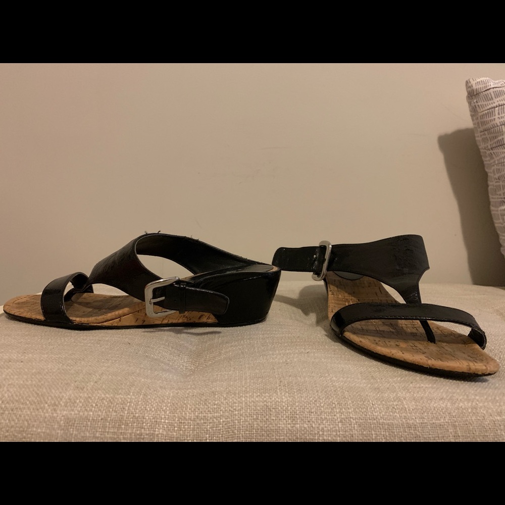 IMPO Black Glossy Sandals